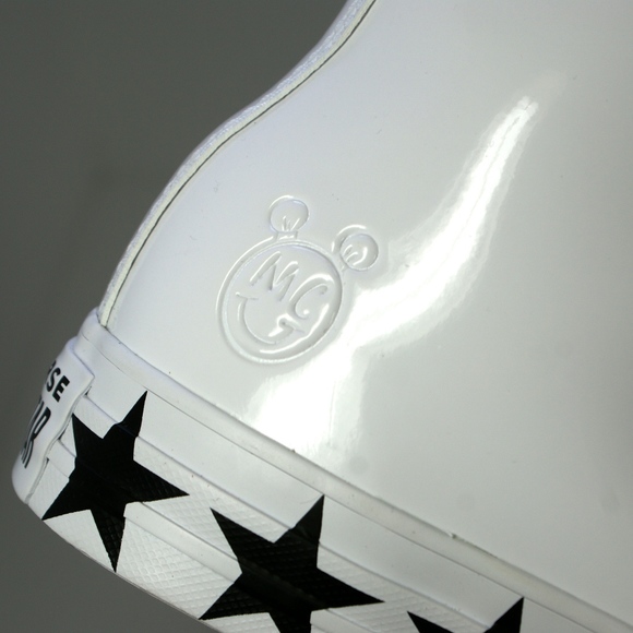 MC x Converse White Patent Leather & Stars NEW! - Picture 6 of 7